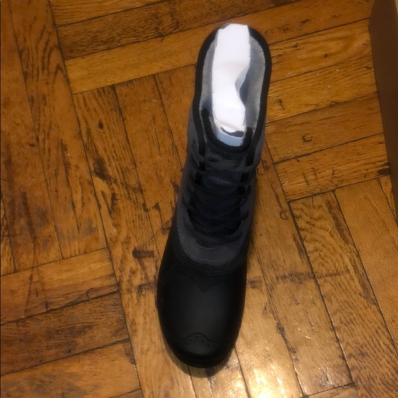 Woman North Face boots - Picture 7 of 8